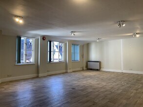 19 High St, Saffron Walden for lease Interior Photo- Image 2 of 2