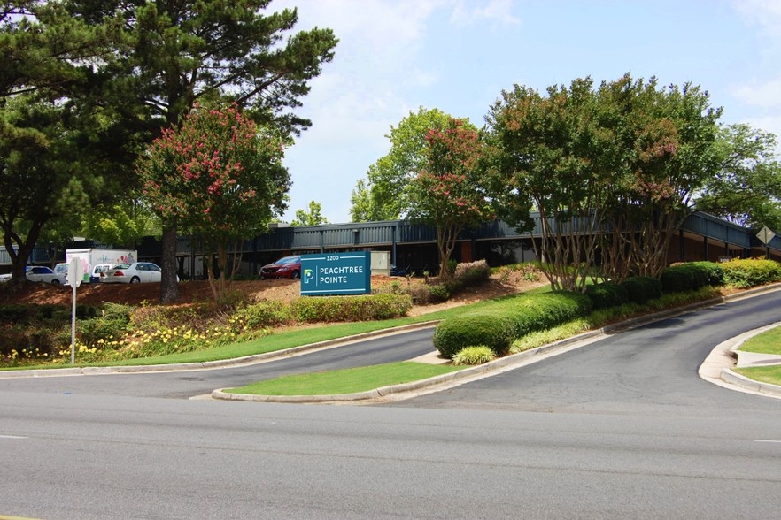 3200 Pointe Pky, Peachtree Corners, GA for lease - Building Photo - Image 1 of 8