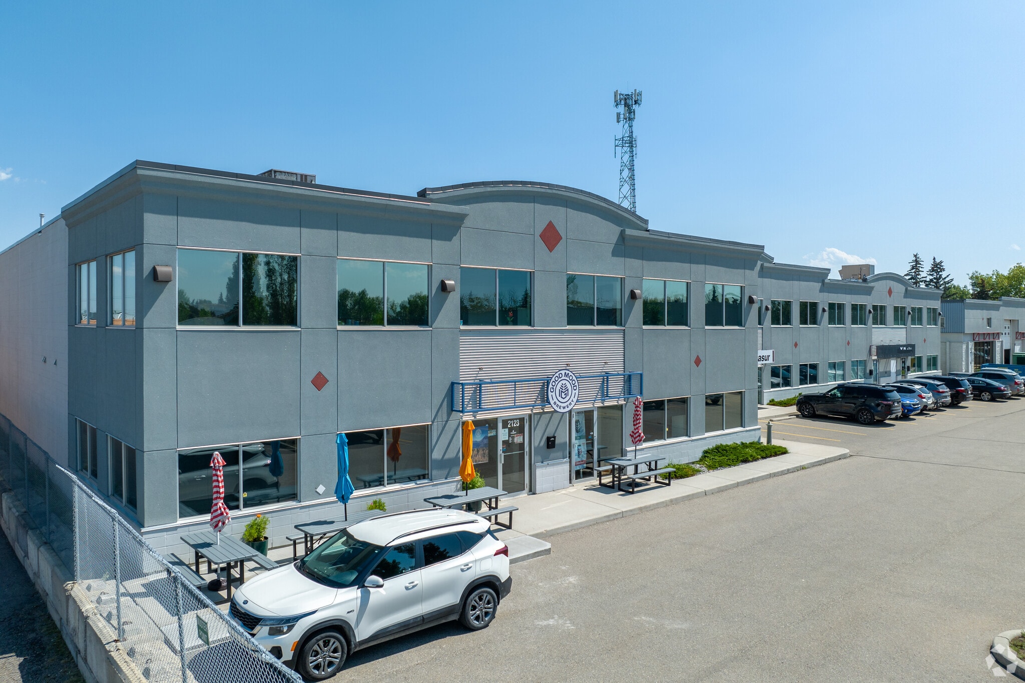 4416 64th Ave SE, Calgary, AB for sale Building Photo- Image 1 of 1