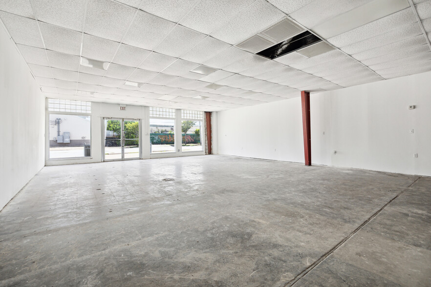 2102-2112 Pease St, Houston, TX for lease - Interior Photo - Image 3 of 13
