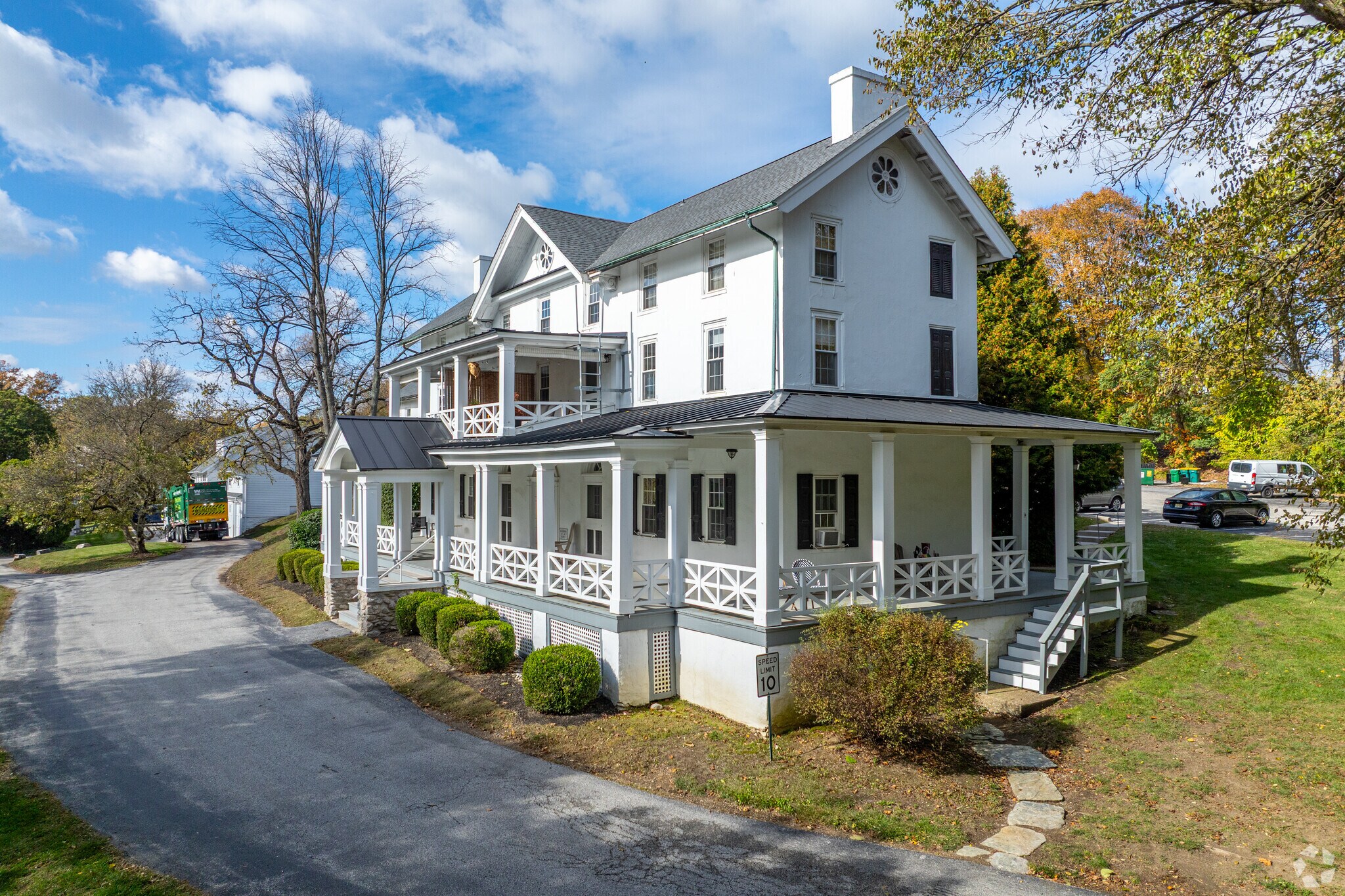 30 N Waterloo Rd, Devon, PA for sale Primary Photo- Image 1 of 1