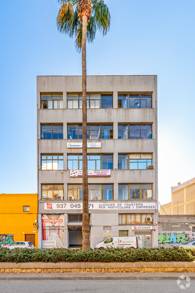 Office in L'hospitalet De Llobregat, Barcelona for lease - Building Photo - Image 3 of 3