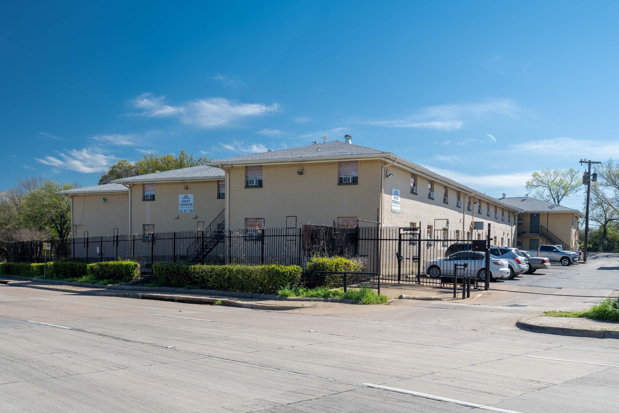 3811 E Kiest Blvd, Dallas, TX for sale Building Photo- Image 1 of 1