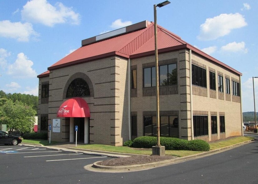 1560 Holcomb Bridge Rd, Roswell, GA for sale - Building Photo - Image 2 of 7