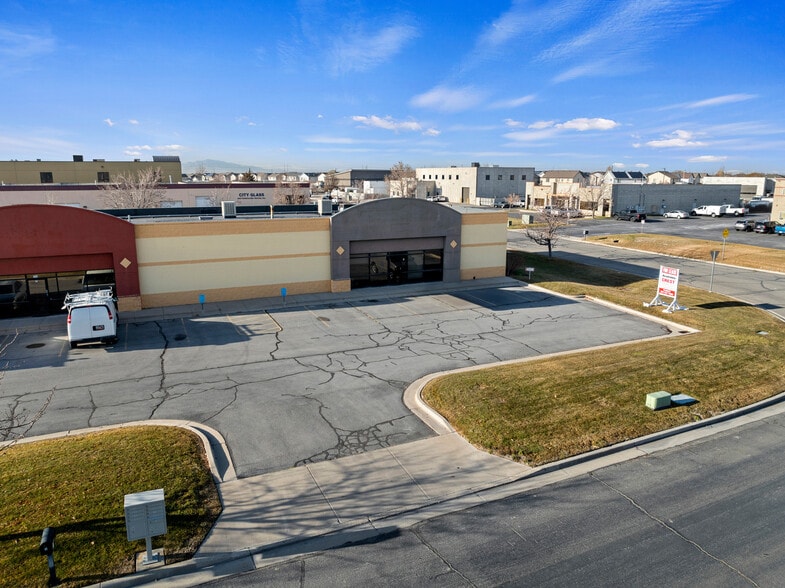 71 N Cutler Dr, North Salt Lake, UT for lease - Building Photo - Image 2 of 17
