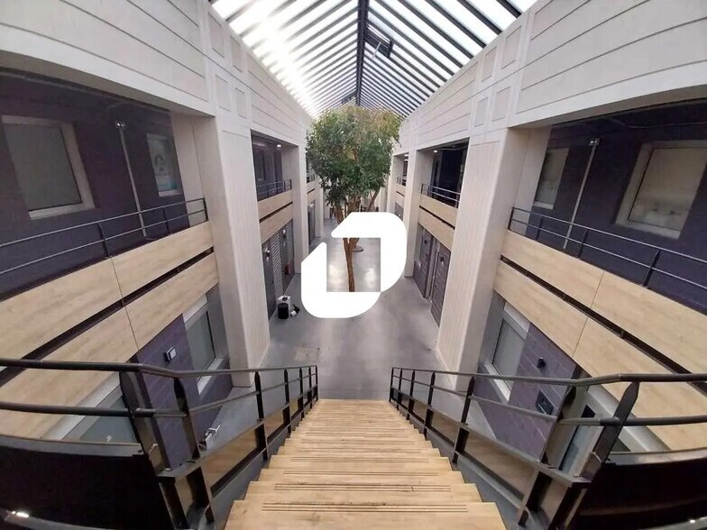 Flex in Herblay-sur-Seine for lease - Building Photo - Image 2 of 21