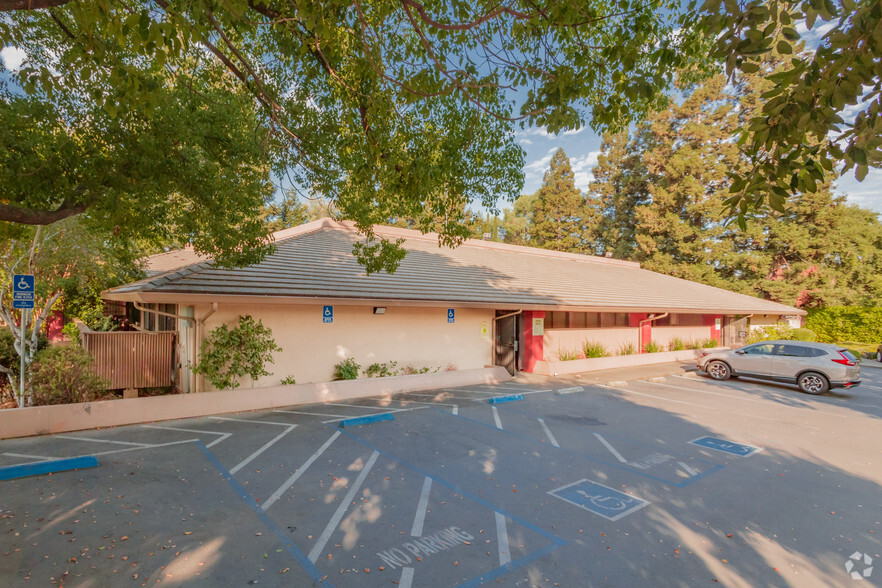 9121 Folsom Blvd, Sacramento, CA for sale - Building Photo - Image 1 of 1