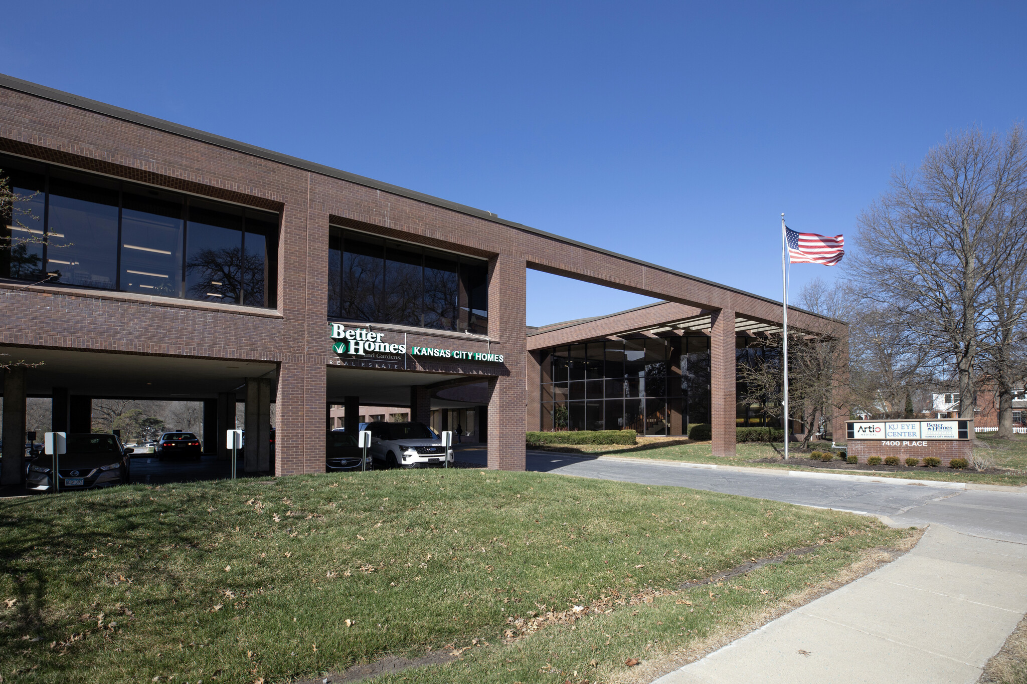 7400 State Line Rd, Prairie Village, KS for lease Building Photo- Image 1 of 5