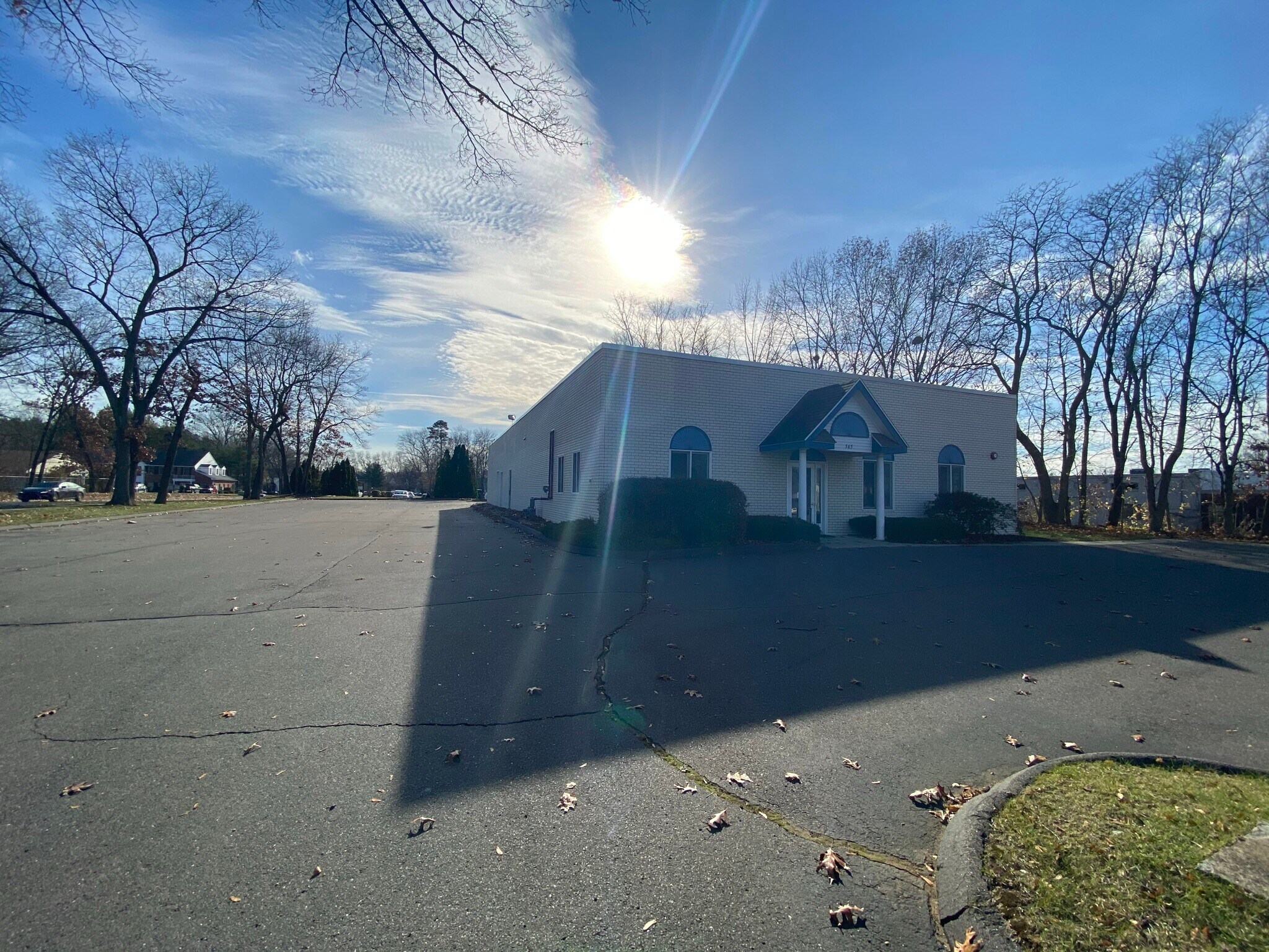 565 Halfway House Rd, Windsor Locks, CT for sale Building Photo- Image 1 of 1