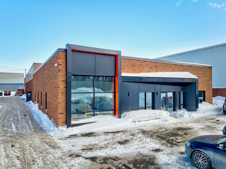12500 Boul Industriel, Montréal, QC for sale - Building Photo - Image 2 of 27