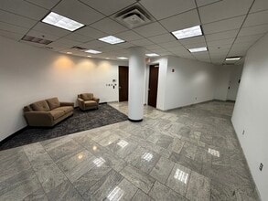 9400 Innovation Dr, Manassas, VA for lease Building Photo- Image 2 of 8