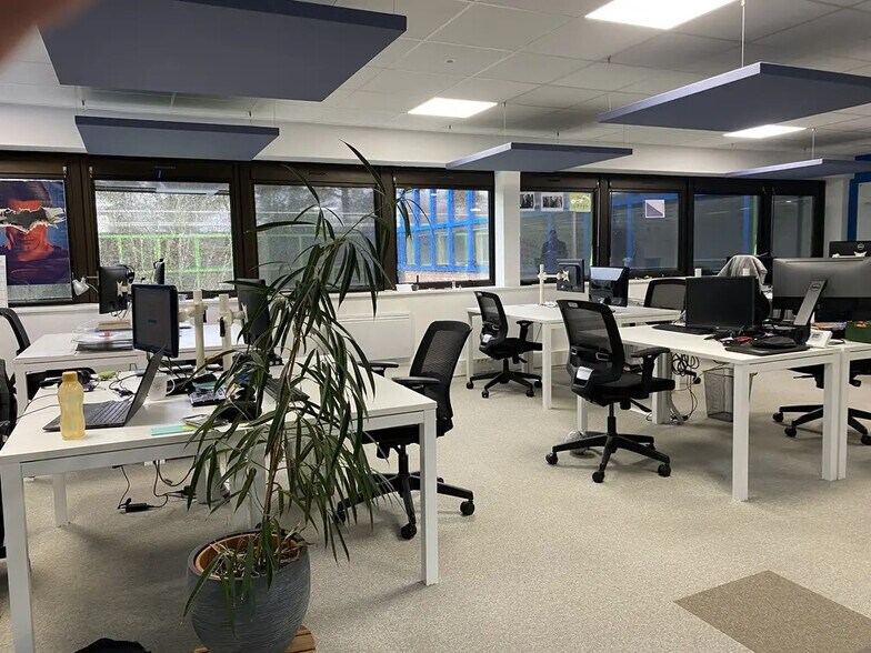 15 Boulevard Marcel Paul, Saint-Herblain for lease - Building Photo - Image 2 of 5