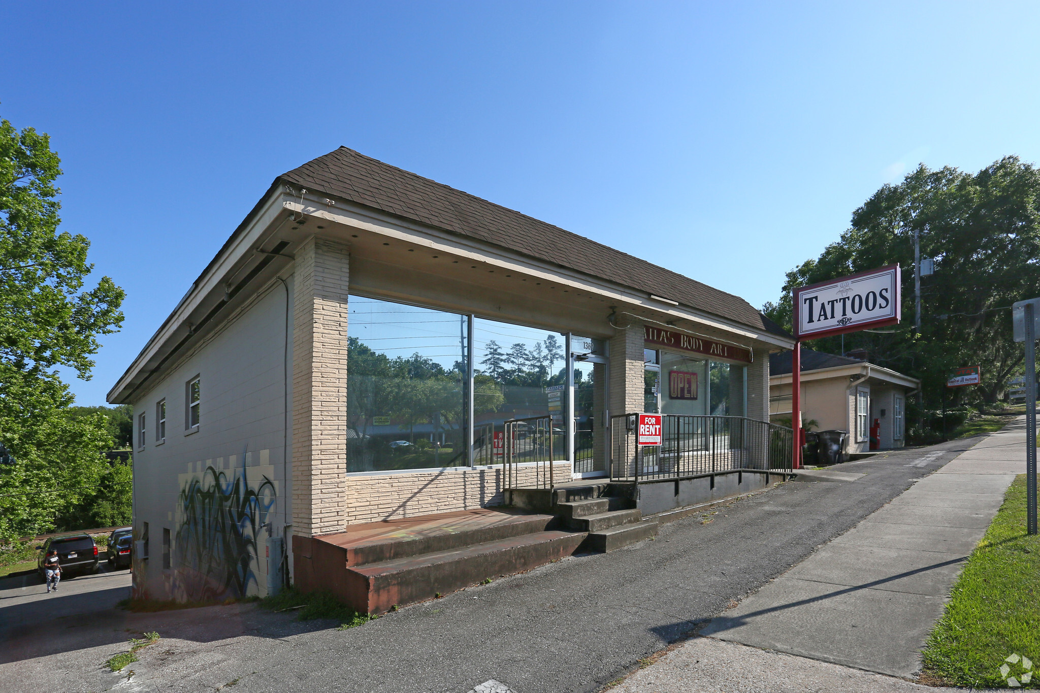 1367-1369 E Tennessee St, Tallahassee, FL for sale Primary Photo- Image 1 of 1