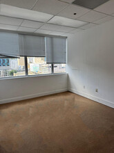 150 SE 2nd Ave, Miami, FL for lease Building Photo- Image 1 of 7