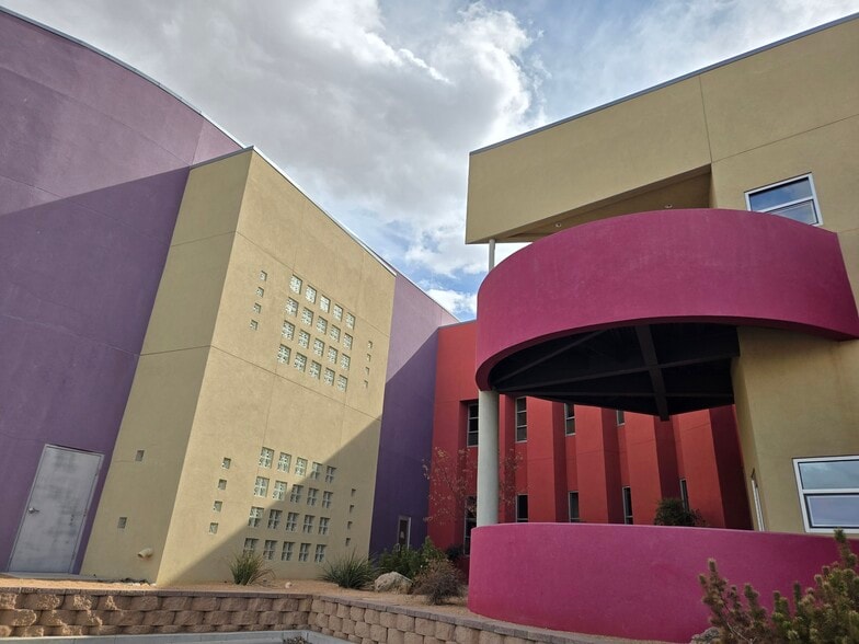 4110 Cutler Ave NE, Albuquerque, NM for sale - Building Photo - Image 1 of 25