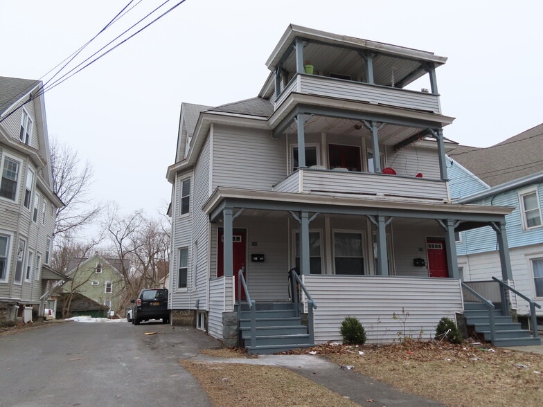 736 Westcott St, Syracuse, NY for sale - Primary Photo - Image 1 of 1