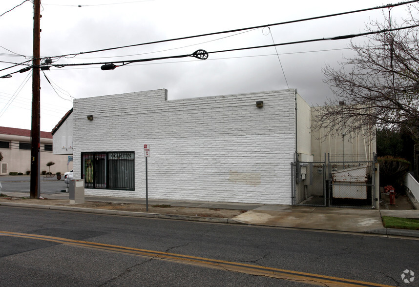 300-338 N San Jacinto St, Hemet, CA for lease - Building Photo - Image 3 of 5