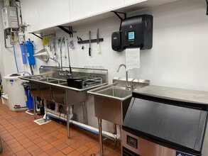 4003 S Medford Dr, Lufkin, TX for lease Building Photo- Image 2 of 8