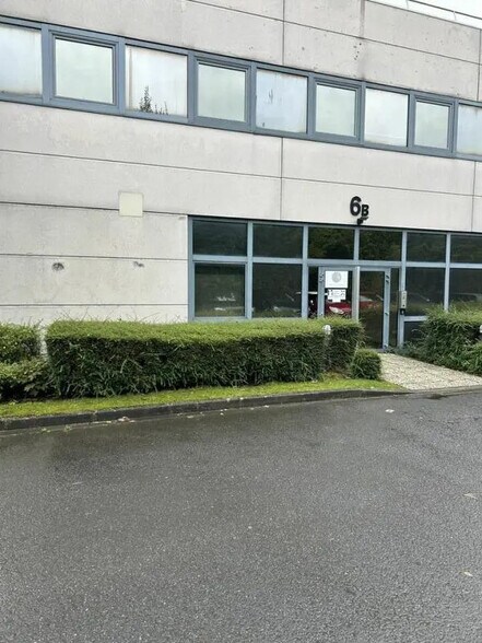 Flex in Roissy-en-France for lease - Building Photo - Image 2 of 12