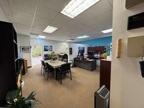 2210 Encinitas Blvd, Encinitas, CA for lease Building Photo- Image 2 of 7