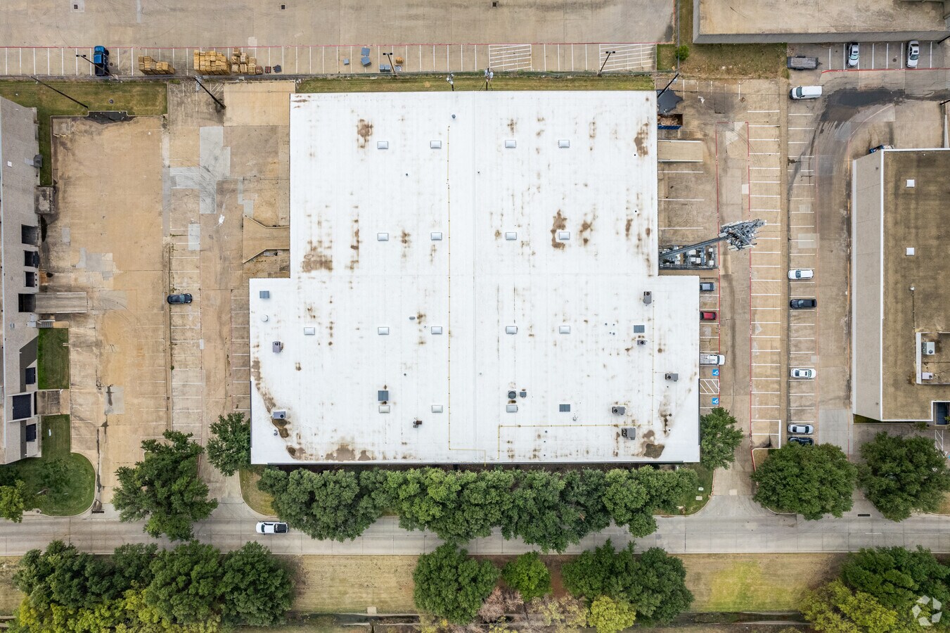 2140 Hutton Dr, Carrollton, TX 75006