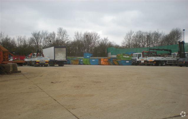 Harper Ln, Radlett for sale Primary Photo- Image 1 of 1