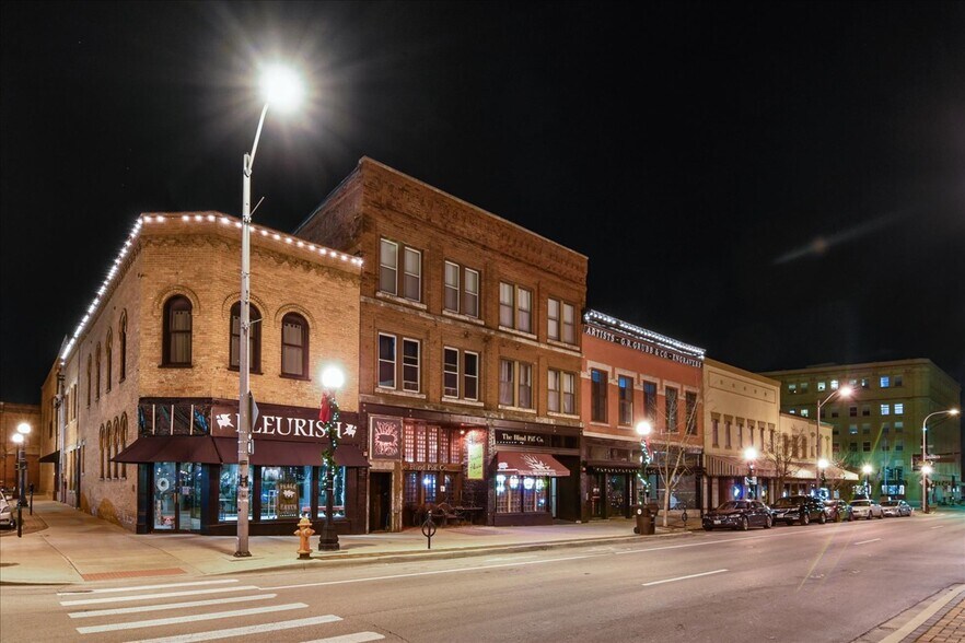 120 N Walnut St, Champaign, IL for sale - Building Photo - Image 1 of 1