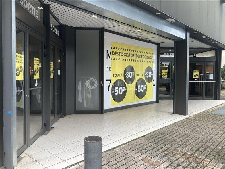 Retail in Épinal for lease - Building Photo - Image 2 of 5