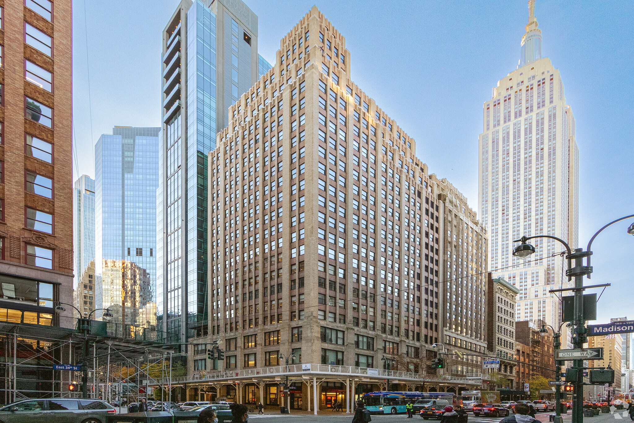 180 Madison Ave, New York, NY for lease Building Photo- Image 1 of 6