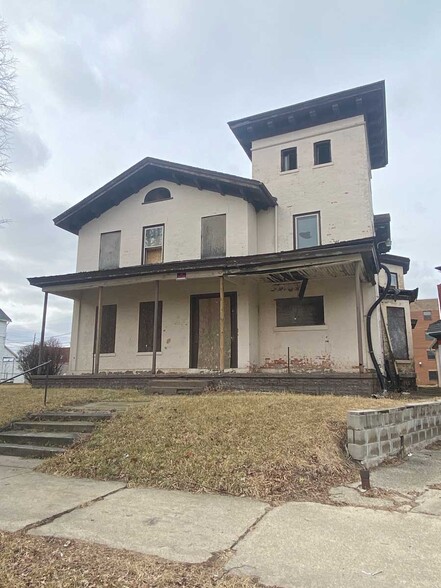 833 N Huron St, Toledo, OH for sale - Primary Photo - Image 1 of 1