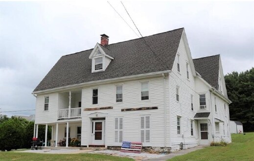 8 Pennsylvania Ave, Smithsburg, MD for sale - Primary Photo - Image 1 of 1