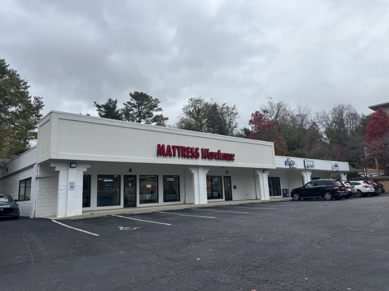 660 Merrimon Ave, Asheville, NC for lease - Building Photo - Image 1 of 5