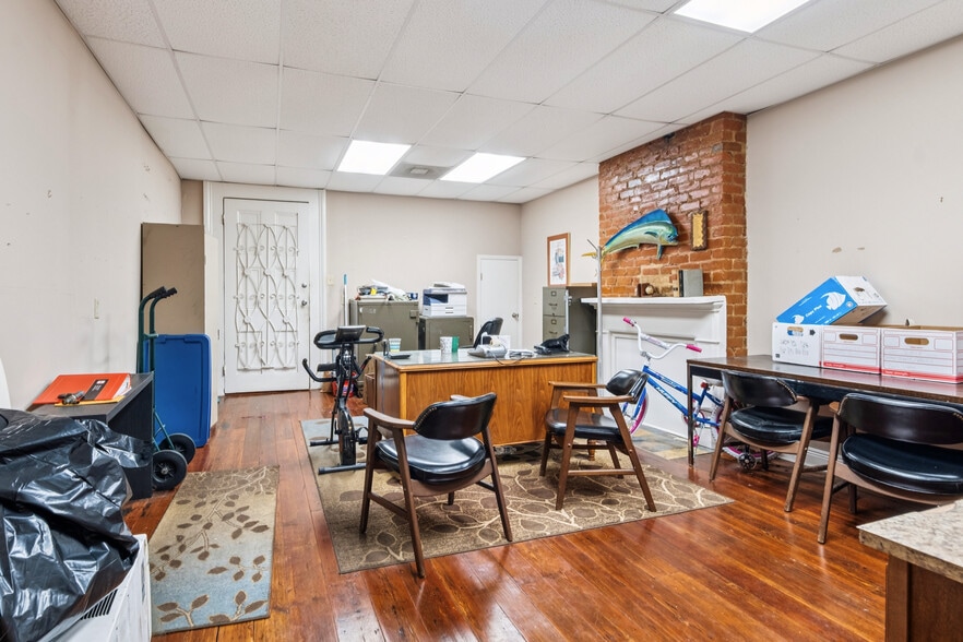 Garden District Hotel Redevelopment portfolio of 5 properties for sale on LoopNet.com - Building Photo - Image 2 of 30