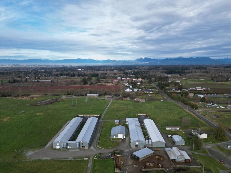 2535 240 St, Langley, BC for sale - Primary Photo - Image 1 of 12