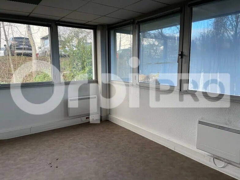 Office in Limoges for sale - Interior Photo - Image 3 of 8