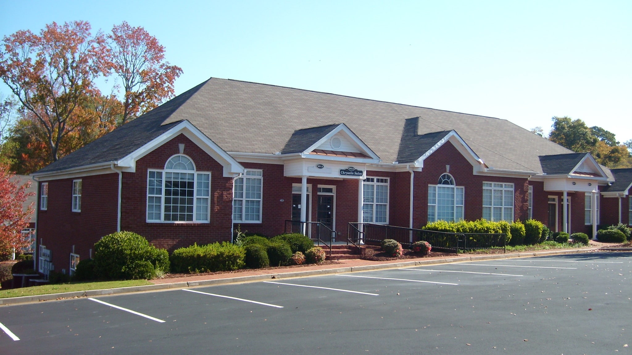327 Dahlonega St, Cumming, GA for lease Primary Photo- Image 1 of 13