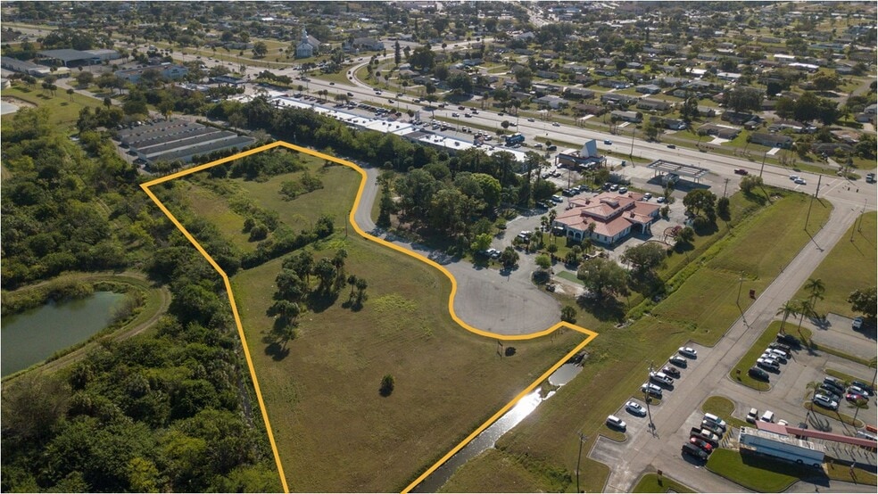 1450-1490 East Pointe Drive, Lehigh Acres, FL for sale - Building Photo - Image 3 of 4