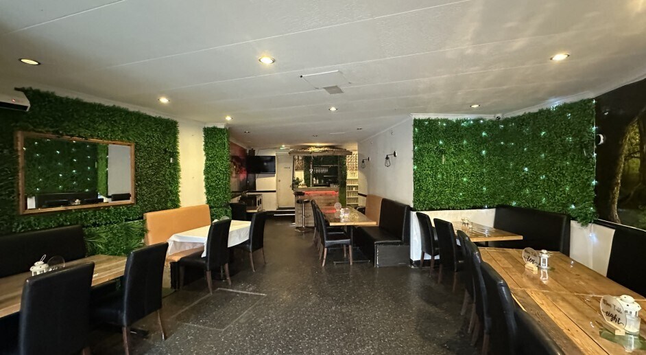 188 Charminster Rd, Bournemouth for lease Interior Photo- Image 1 of 2