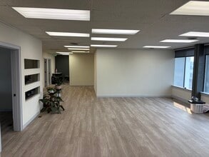 1766 Fowler St, Richland, WA for lease Interior Photo- Image 2 of 7