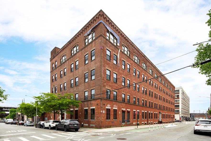 780 E 135th St, Bronx, NY for sale - Building Photo - Image 1 of 34