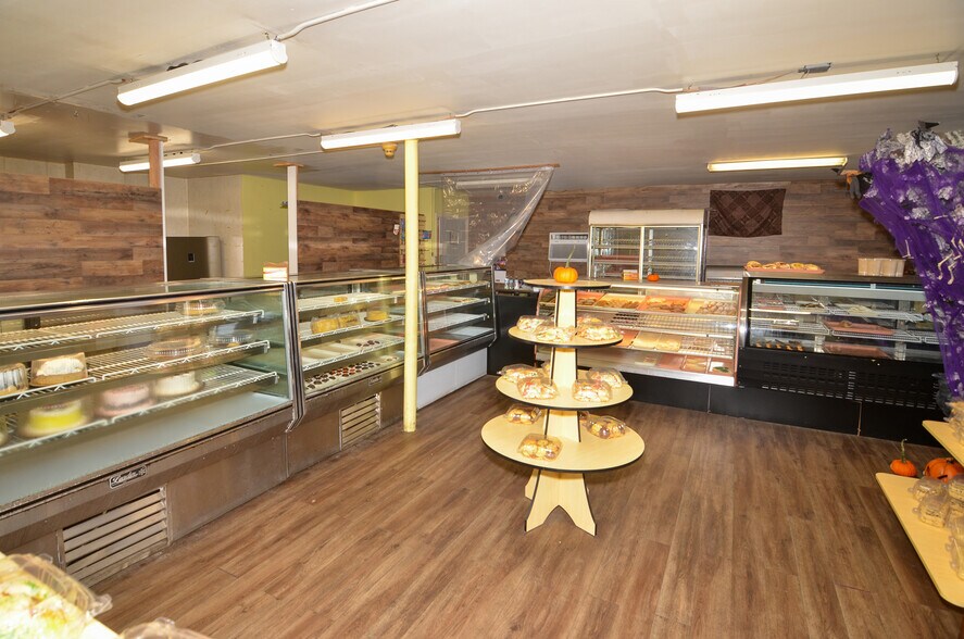 1203 Hornberger Ave, Roebling, NJ for lease - Interior Photo - Image 2 of 3