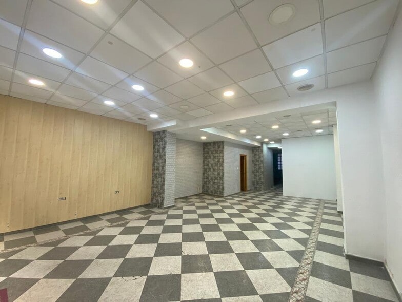 Retail in Cáceres, Cáceres for sale - Building Photo - Image 2 of 10