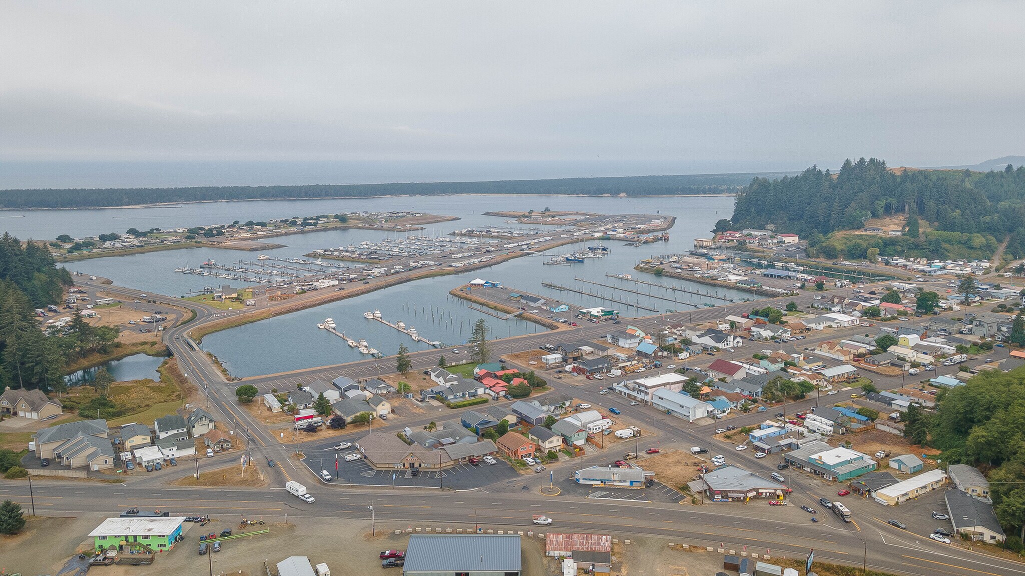 75310 US HIGHWAY 101, Reedsport, OR 97467 King Neptune Restaurant