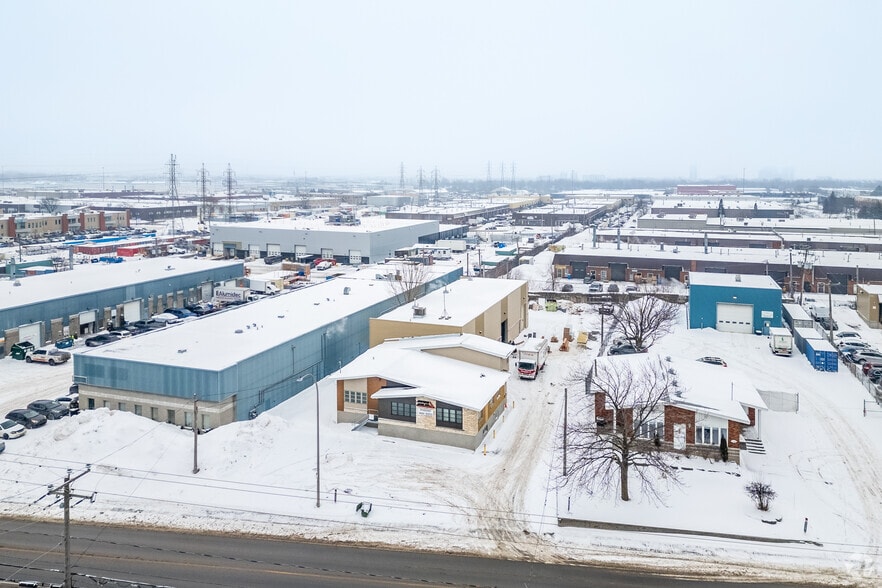 1620-1626 Boul Saint-Elzéar O, Laval, QC for sale - Aerial - Image 2 of 7