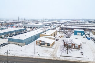 1620-1626 Boul Saint-Elzéar O, Laval, QC - AERIAL map view