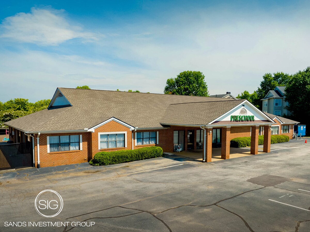 798 E Butler Rd, Mauldin, SC for sale Building Photo- Image 1 of 1