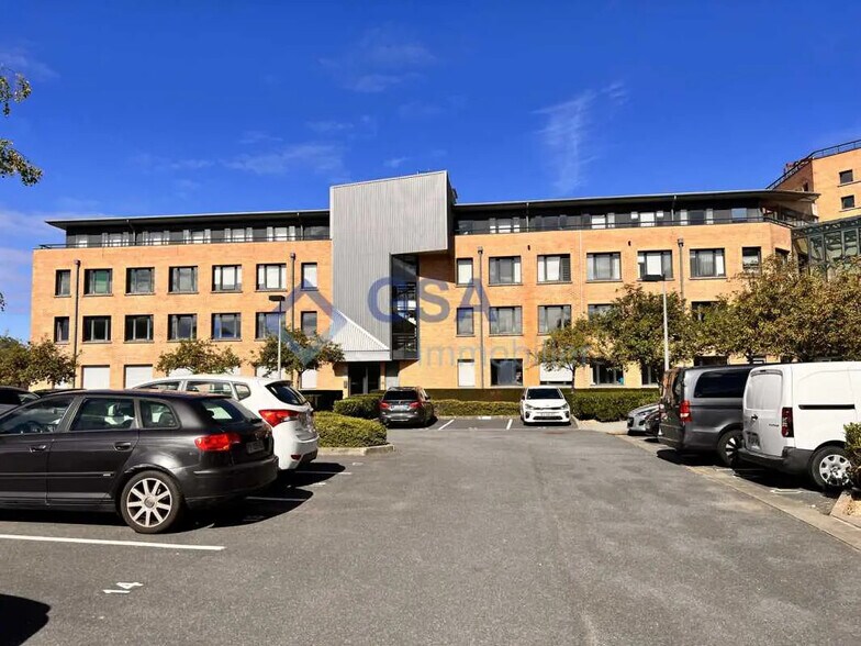 Office in Évry-Courcouronnes for lease - Building Photo - Image 1 of 7