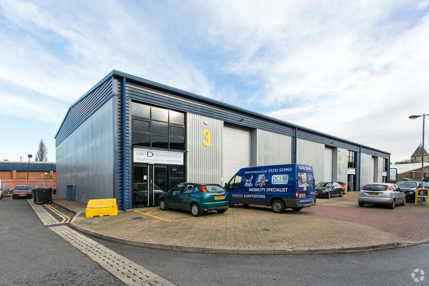 1-3 Tewkesbury Rd, Cheltenham for lease - Building Photo - Image 2 of 2