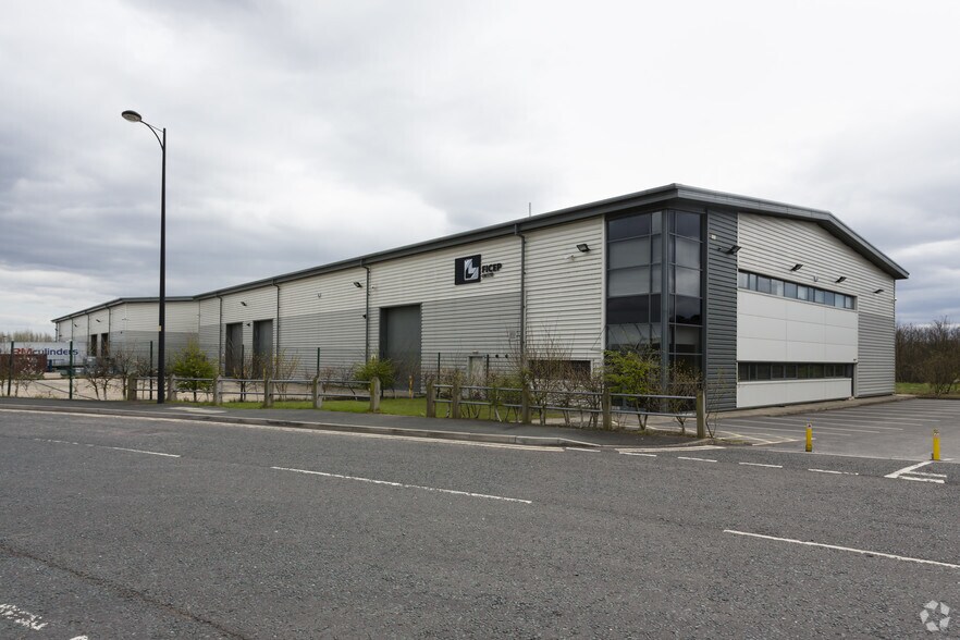 Gilcar Way, Castleford, WYK WF10 5QS