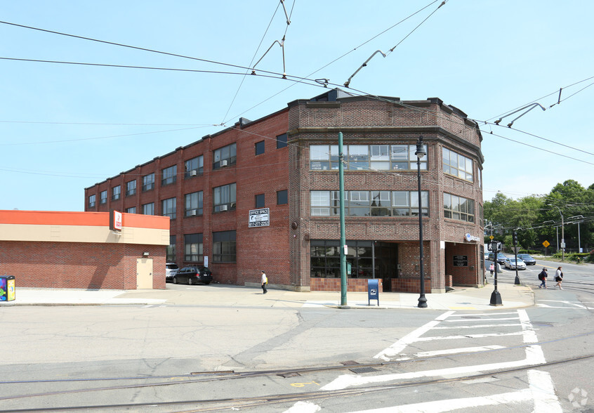 2001 Beacon St, Brighton, MA for lease - Building Photo - Image 2 of 9